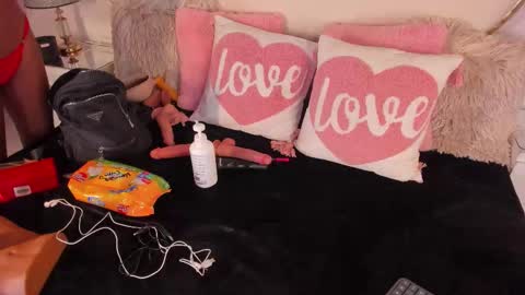 Snapshot of cahitlinbel chatting on November 19, 2025, 5:40 am Cahitlin online show from November 19, 2025, 5:40 am