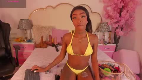 Cahitlin  online show from June 12, 2026, 8:02 am