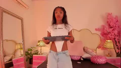 Cahitlin  online show from July 26, 2026, 5:15 am