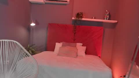 I am Katherine  online show from February 12, 2026, 11:05 am