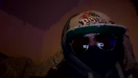 cain62492 online show from December 4, 2025, 10:13 am