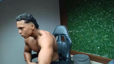 Snapshot of cain_grey chatting on December 14, 2025, 10:03 pm cain online show from December 14, 2025, 10:03 pm