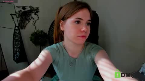 caitlin_c online show from June 9, 2026, 5:08 am
