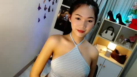 caitlin online show from April 25, 2026, 7:33 pm