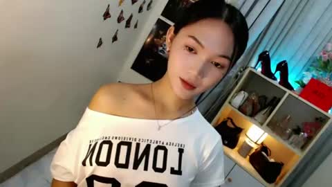 caitlin online show from June 24, 2026, 10:42 pm