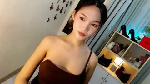 caitlin online show from July 10, 2026, 1:21 am