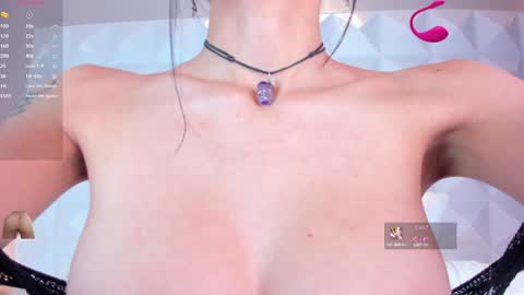 Caitlyn  online show from January 3, 2025, 8:01 pm