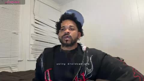 Snapshot of cakezoverfakez chatting on April 9, 2026, 4:34 am longjohns online show from April 9, 2026, 4:34 am