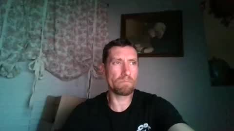 calbry82 online show from May 4, 2026, 2:40 am