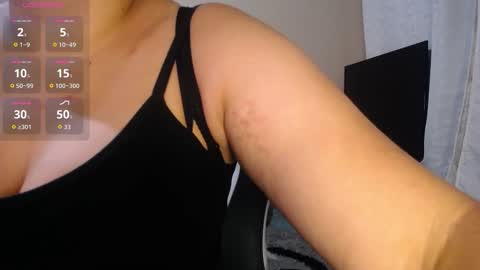 Snapshot of caliope_goddess1 chatting on October 9, 2025, 10:46 am caliope_goddess1 online show from October 9, 2025, 10:46 am