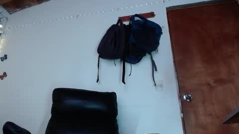 Snapshot of calioppe_10 chatting on December 3, 2025, 7:56 pm Calioppe 10 online show from December 3, 2025, 7:56 pm