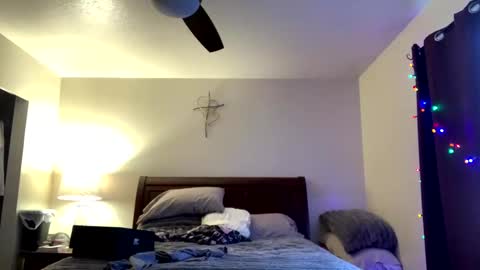 Snapshot of calishop1 chatting on January 1, 2025, 7:21 pm calishop1 online show from January 1, 2025, 7:21 pm