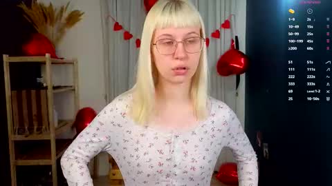 Snapshot of call_me_heaven chatting on February 15, 2026, 6:21 am Good girl Ann online show from February 15, 2026, 6:21 am