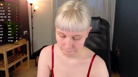 Snapshot of call_me_heaven chatting on June 5, 2026, 3:29 pm Good girl Ann online show from June 5, 2026, 3:29 pm