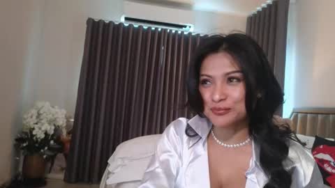 Snapshot of call_me_linda56 chatting on November 2, 2025, 3:09 am Call Me Linda online show from November 2, 2025, 3:09 am