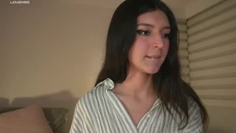 Snapshot of call_me_rosie chatting on May 28, 2026, 12:41 am online show from May 28, 2026, 12:41 am