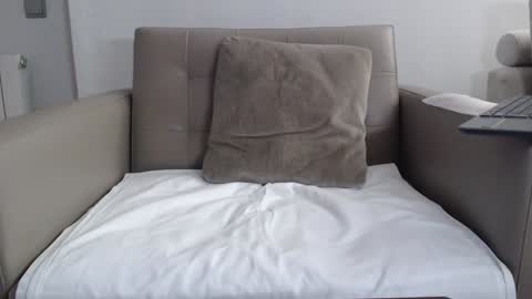 callme_kim online show from March 10, 2026, 8:47 pm