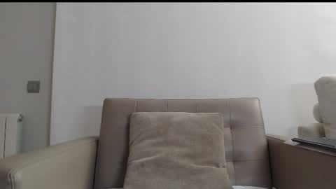 Snapshot of callme_kim chatting on June 10, 2026, 7:57 pm callme_kim online show from June 10, 2026, 7:57 pm