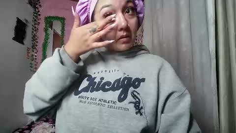 Snapshot of callme_lolas chatting on June 24, 2026, 2:54 am paula online show from June 24, 2026, 2:54 am