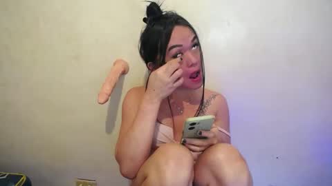 Snapshot of callme_mama chatting on January 25, 2025, 2:25 pm Althea online show from January 25, 2025, 2:25 pm