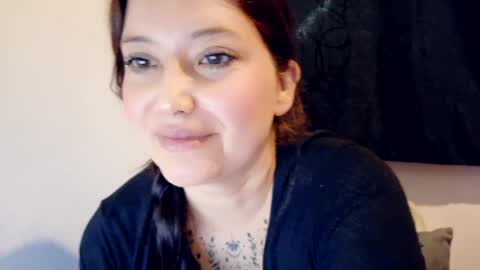 Snapshot of callme_vicky chatting on May 10, 2026, 1:27 pm ViCtOriA online show from May 10, 2026, 1:27 pm