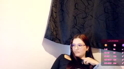 Snapshot of callme_vicky chatting on May 13, 2026, 9:11 pm ViCtOriA online show from May 13, 2026, 9:11 pm