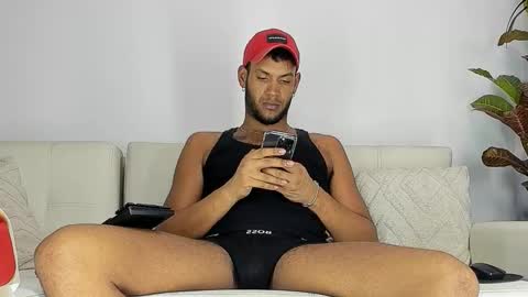 Snapshot of callmeby_lebron chatting on October 6, 2025, 7:06 am LeBron online show from October 6, 2025, 7:06 am