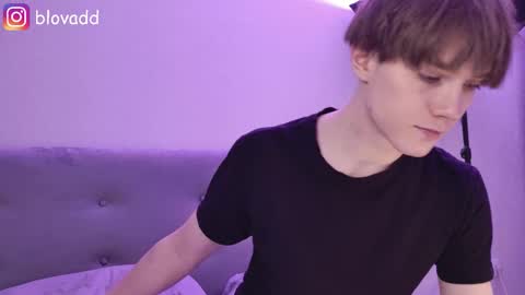 Snapshot of callmenineoneseven chatting on December 18, 2025, 2:06 am Nick online show from December 18, 2025, 2:06 am