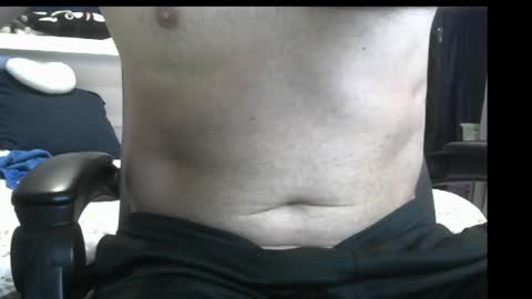 Snapshot of callmeroger33 chatting on October 7, 2025, 5:10 pm callmeroger33 online show from October 7, 2025, 5:10 pm