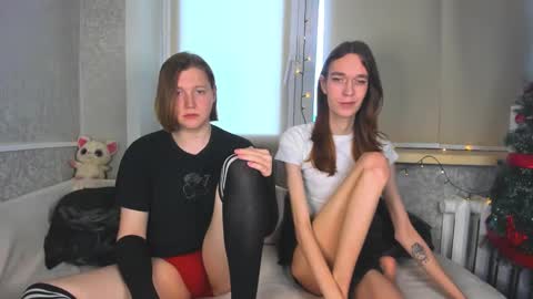 Snapshot of calvin_kevin_grem chatting on December 17, 2025, 5:46 am Calvin Kevin Grem online show from December 17, 2025, 5:46 am