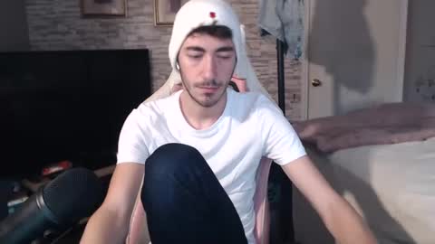 Snapshot of calvin_tanner chatting on December 17, 2024, 4:00 pm calvin_tanner online show from December 17, 2024, 4:00 pm