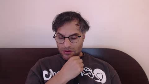 Snapshot of calvinjohnlad chatting on November 19, 2025, 8:47 am Calvinjohnlad online show from November 19, 2025, 8:47 am