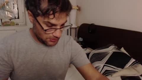 Snapshot of calvinjohnlad chatting on November 26, 2025, 6:31 pm Calvinjohnlad online show from November 26, 2025, 6:31 pm