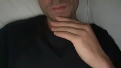 Snapshot of calvinzz chatting on July 23, 2026, 3:21 pm calvinzz online show from July 23, 2026, 3:21 pm