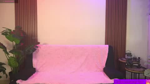 Calypso and Kayla online show from May 12, 2026, 5:43 pm