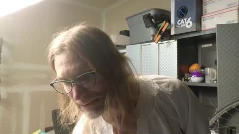 Snapshot of calypsocabal chatting on May 13, 2026, 12:52 am Calypso online show from May 13, 2026, 12:52 am