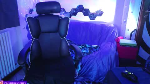 Calypto Essence online show from September 16, 2025, 9:27 pm