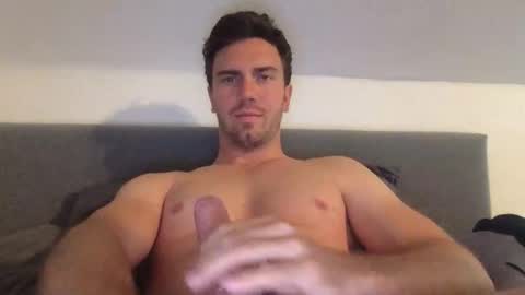 cam2camboy0402 online show from September 20, 2025, 2:18 pm