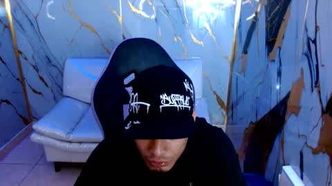 cam_xman online show from June 12, 2026, 12:04 pm