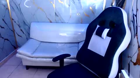 Snapshot of cam_xman chatting on July 11, 2026, 2:53 pm cam_xman online show from July 11, 2026, 2:53 pm