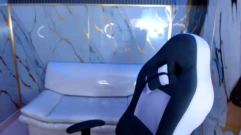 Snapshot of cam_xman chatting on July 21, 2026, 3:58 pm cam_xman online show from July 21, 2026, 3:58 pm