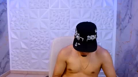 Snapshot of cam_xman chatting on July 23, 2026, 2:09 am cam_xman online show from July 23, 2026, 2:09 am