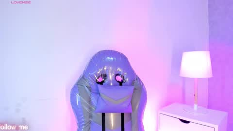 Camelia Smith online show from March 6, 2026, 4:09 am