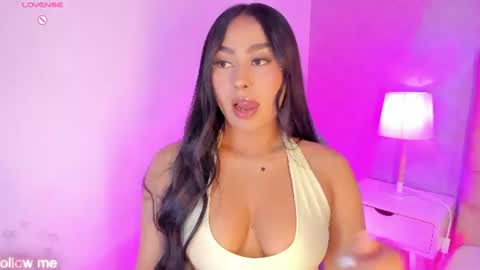 Camelia Smith online show from June 26, 2026, 3:44 am