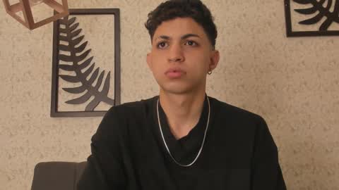 Snapshot of cameron_lux4 chatting on September 19, 2025, 12:17 pm CAMERON online show from September 19, 2025, 12:17 pm