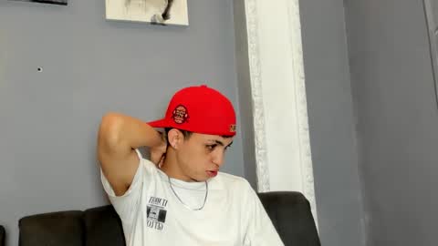 Snapshot of cameron_lux4 chatting on November 5, 2025, 12:27 pm CAMERON online show from November 5, 2025, 12:27 pm