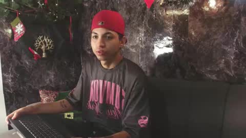 Snapshot of cameron_lux4 chatting on December 4, 2025, 12:36 pm CAMERON online show from December 4, 2025, 12:36 pm