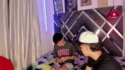 Snapshot of cameron_lux4 chatting on December 14, 2025, 12:21 pm CAMERON online show from December 14, 2025, 12:21 pm