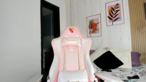 Cameron  online show from March 6, 2025, 10:58 pm