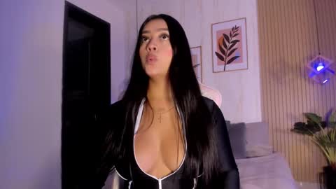 Cameron  online show from September 12, 2025, 2:28 pm